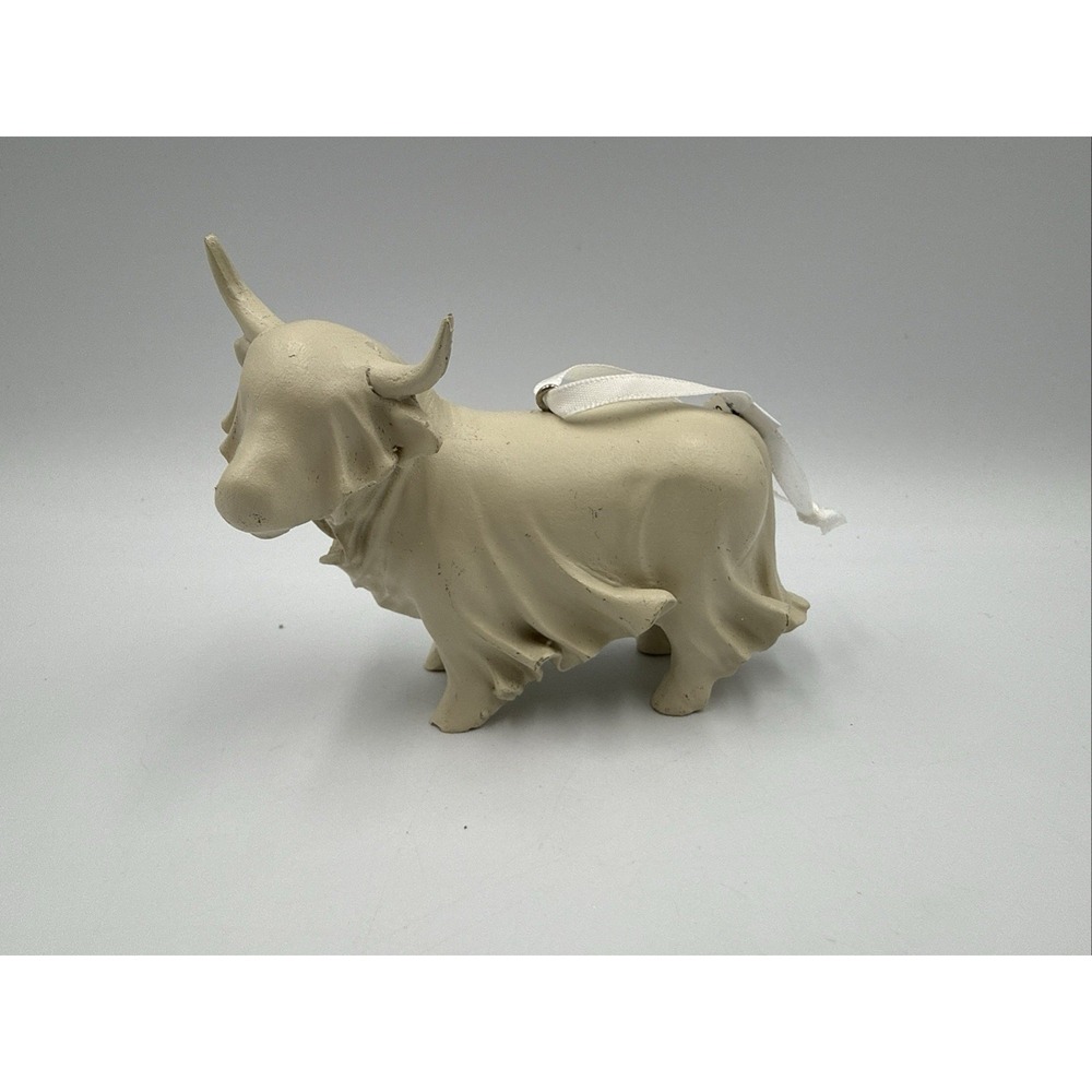 New CRACKER BARREL Resin Ghost Highland Cow Ornament Halloween 2026